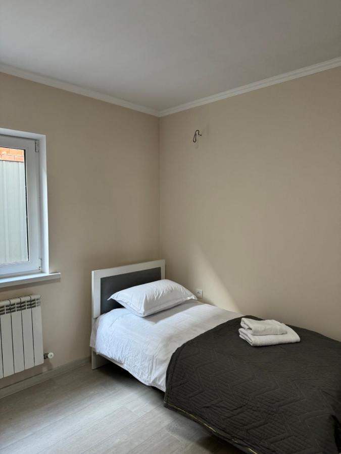 Comfort Plus Hostel อัลมาตี ภายนอก รูปภาพ